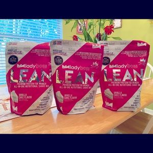 Premium protein for women, shake mix vanilla.